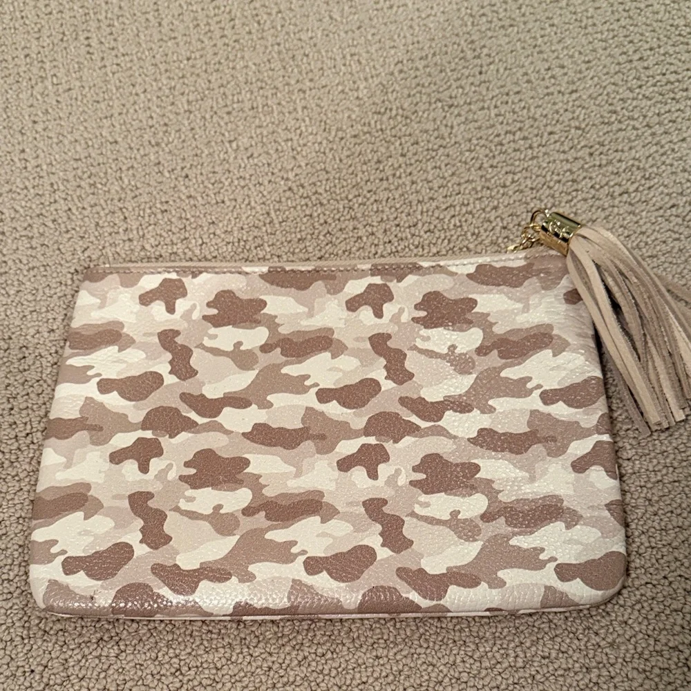GiGi New York Tan and Cream Camouflage Clutch